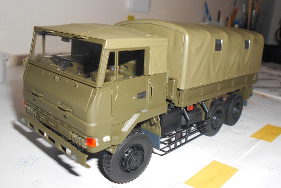 1/35 陸上自衛隊 3 1/2tトラック（SKW-477）を作ります。荷台の組み立て