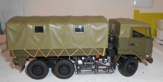 1/35 陸上自衛隊 3 1/2tトラック（SKW-477）を作ります。車体の組み立て