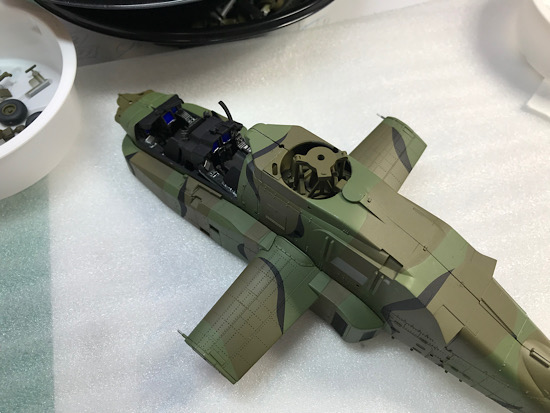 「1/48 AH-64D アパッチ ロングボウ“陸上自衛隊”」を作ります。