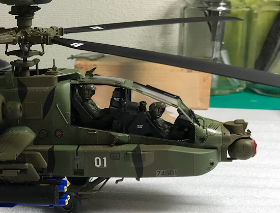 （45）「1/48 AH-64D アパッチ ロングボウ“陸上自衛隊”」を作ります。組み立てとデカールシール。