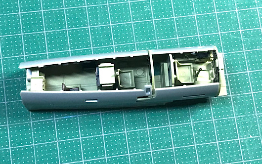 （15）「1/48 中島 B5N2 九七式三号艦上攻撃機」を作ります。組み立てたコックピット。